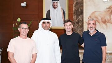 Santi Denia junto a Öscar Fernández (derecha) y Paulino Granero (izquierda).