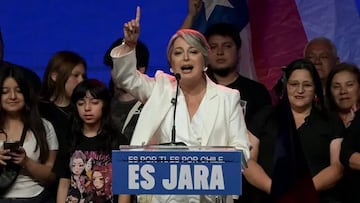 Jeannette Jara da otro golpe y presenta a su nuevo vocero de campaña: es un reconocido personaje político de la TV