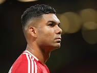 Manchester (United Kingdom), 29/09/2024.- Casemiro of Manchester United reacts after the English Premier League soccer match between Manchester United vs Tottenham Hotspur, in Manchester, Britain, 29 September 2024. (Reino Unido) EFE/EPA/ADAM VAUGHAN EDITORIAL USE ONLY. No use with unauthorized audio, video, data, fixture lists, club/league logos or 'live' services. Online in-match use limited to 120 images, no video emulation. No use in betting, games or single club/league/player publications.