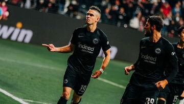 Rafael Santos Borr&eacute; marc&oacute; gol en el triunfo de Eintracht Frankfurt sobre Olympiakos.