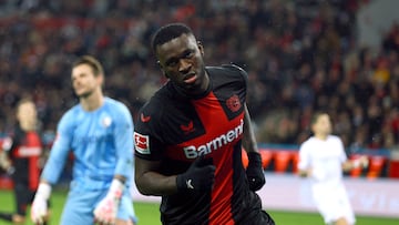 FILE PHOTO: Soccer Football - Bundesliga - Bayer Leverkusen v VfL Bochum - BayArena, Leverkusen, Germany - December 20, 2023 Bayer Leverkusen's Victor Boniface celebrates scoring their fourth goal REUTERS/Thilo Schmuelgen DFL REGULATIONS PROHIBIT ANY USE OF PHOTOGRAPHS AS IMAGE SEQUENCES AND/OR QUASI-VIDEO./File Photo