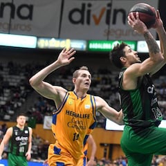 Los 40 puntos de un estelar Laprovittola tumban al Granca