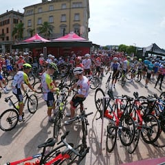 Jan Hirt gana la decimosexta etapa del Giro
