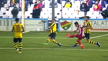 Simeone s車lo puso a un chaval en el XI y se invent車 esta locura: golazo escandaloso de Ricard