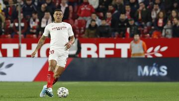 Diego Carlos, ante el Levante.