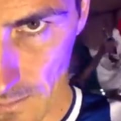 Casillas celebra su cumple a lo Dragon Ball y se lleva un zasca de Cesc Fàbregas