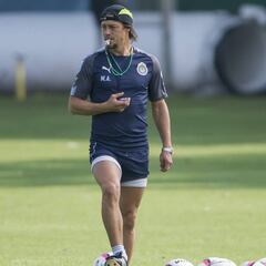 Matías Almeyda no ve imposible el cierre perfecto