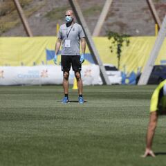 Las Palmas sigue sin pronunciarse sobre la gestión de los abonos