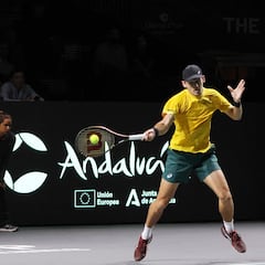 Australia se mete en la final de la Davis por la vía rápida