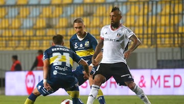 Futbol, Everton vs Colo Colo.
Copa Vina del Mar 2024.
El jugador de Colo Colo Arturo Vidal, controla el balon durante el partido amistoso de la Copa Vina del Mar contra Everton realizado en el estadio Sausalito de Vina del Mar, Chile.
27/01/2024
Sebastian Cisternas/Photosport

Football, Everton vs Colo Colo.
2024 Copa Chile Friendly Championship.
Cool Colo«s player Arturo Vidal, controls the ball during the Copa Vina friendly Championship match against Everton at the Ssusalito stadium in Vina del Mar, Chile.27/01/2024
Sebastian Cisternas/Photosport