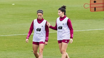 29/11/23 FUTBOL FEMENINO SELECCION ESPAÑOLA ESPAÑA  ENTRENAMIENTO 
AITANA BONMATI Y LUCIA GARCIA