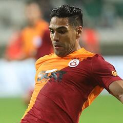 Falcao juega 15' en empate de Galatasaray en Europa League
