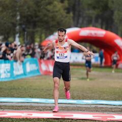 Yahya Aouina y Carolina Robles, campeones de España de cross