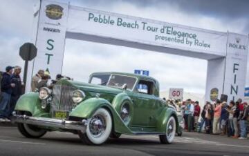 1934 Packard 1108.