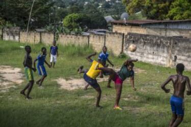 Fútbol en Franceville una de las ciudades más grandes de Gabón 