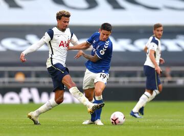 El equipo de Carlo Ancelotti ganó por 0-1 en el debut de la Premier League 2020/2021. James debutó, jugó 91 minutos y tuvo un gran papel. Yerry Mina fue el jefe de la defensa. Calvert Lewin marcó el gol del triunfo. 