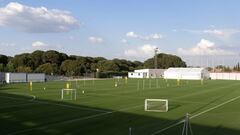 Los campos del Cerro del Espino, preparados para el regreso del Atl&eacute;tico a los entrenamientos tras el par&oacute;n a causa de la COVID-19.