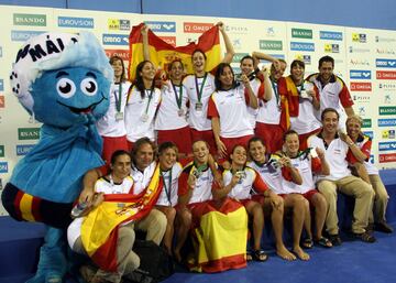 La selección española conquistó su primer gran triunfo al ganar la medalla de plata del Capeonato Europeo en Málaga. Perdió la final por la mínima (9-8) ante Rusia. 
