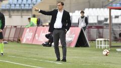 Fran Fern&aacute;ndez, entrenador del Almer&iacute;a