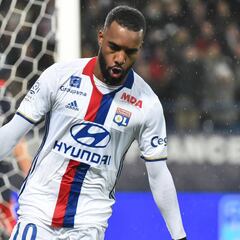 Lacazette duda: "No hay nada firmado, puedo irme o seguir"