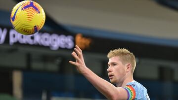 Soccer Football - Premier League - Manchester City v Fulham - Etihad Stadium, Manchester, Britain - December 5, 2020 Manchester City's Kevin De Bruyne wearing a rainbow coloured captain's armband in support of the Stonewall Rainbow Laces campaig