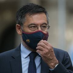 Més que una moció presenta en las oficinas del Barça 20.731 firmas contra Bartomeu