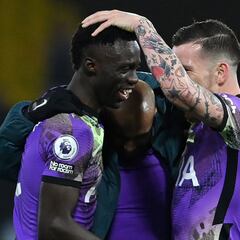 Davinson Sánchez daña el plan de Claudio Ranieri