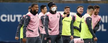 El derbi en la mascarilla de RdT