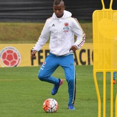 Barrios toma ventaja en opciones para acompañar a Sánchez