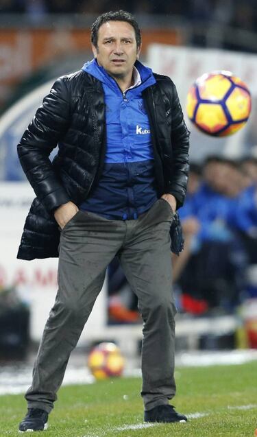 Eusebio rules himself out of the running for Barça job