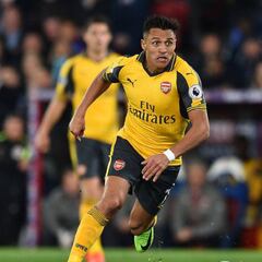 Sánchez es candidato a mejor futbolista del año en Inglaterra