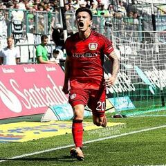 Aránguiz brilla con un gol pese a derrota del Bayer Leverkusen