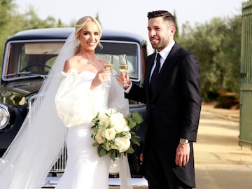 Jordi Alba y su pareja, Romarey Ventura, se han casado en la Hacienda de Orán.