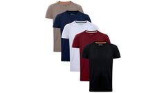 Estas camisetas básicas 'slim fit' para hombre presentan un diseño liso de colores.