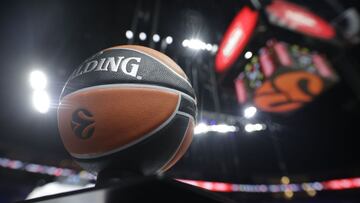 Basketball - Euroleague Third Place Play Off - Olimpia Milano v CSKA Moscow - Lanxess Arena, Cologne, Germany - May 30, 2021 General view of the match ball REUTERS/Thilo Schmuelgen
