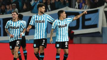 Juanfer y Roger le dan el triunfo a Racing sobre Boca