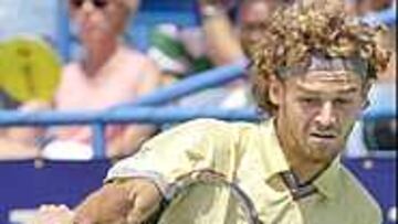 Gustavo Kuerten jugará la final ante Rafter