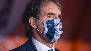 Guillermo Almada durante un partido con el Pachuca en el Apertura 2022.