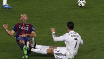 "El fútbol no sólo es posesión; debemos ser un equipo total"