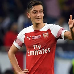 Arshavin, tajante: "Ozil no tiene futuro alguno en el Arsenal"