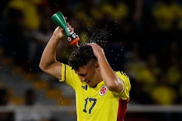 Colombia gana con gol de Fuentes y pasa a la siguiente fase del Sudamericano. 