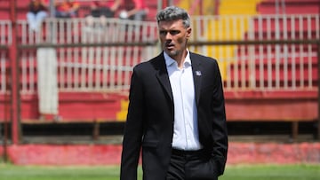 Fernando Ortiz golpea la mesa en Colo Colo: “No puedo estar pensando en eso...”