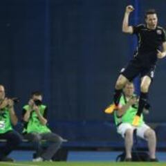 Henríquez anota ante Molde en duelo de ida de pre Champions