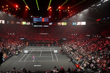 Vista general del pabellón Michelob ULTRA Arena en donde juegan Rafa Nadal y Carlos Alcaraz.