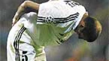 <b>ANTE LA JUVENTUS</B>. A Zidane ya le dolía la espalda el pasado martes.