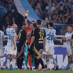 Herrera le pega con todo a Vidal, Almirón y Correa: “Te están metiendo la pelota en la r...”