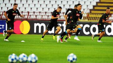 Callejon, junto con el resto de compa&ntilde;eros del N&aacute;poles.