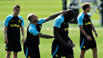 Lukaku y Dimarco en el entrenamiento del Inter.