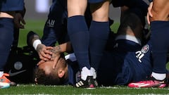 Paris Saint-Germain's Brazilian forward Neymar reacts to an injury following a contact with Lille's French midfielder Benjamin Andre (unseen) during the French L1 football match between Paris Saint-Germain (PSG) and Lille LOSC at The Parc des Princes Stadium in Paris on February 19, 2023. (Photo by FRANCK FIFE / AFP)