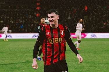 “Te llama la atención que Huijsen salga al Madrid, Zabarnyi al PSG...”